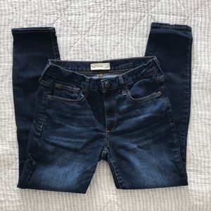 Gap True Skinny Jeans Size 28R